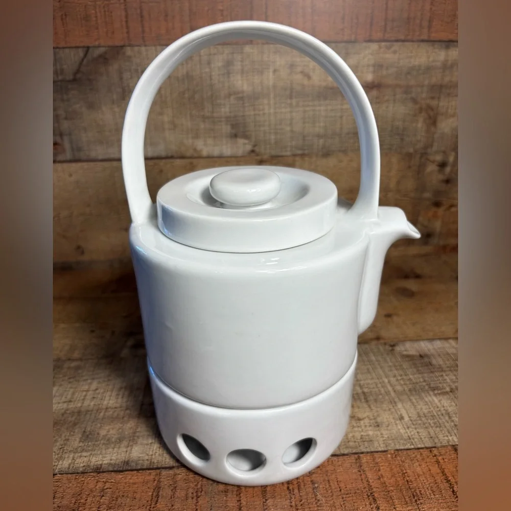Cordon Bleu Crate& Barrel White Ceramic Teapot & Warmer Koen De Winter 1984